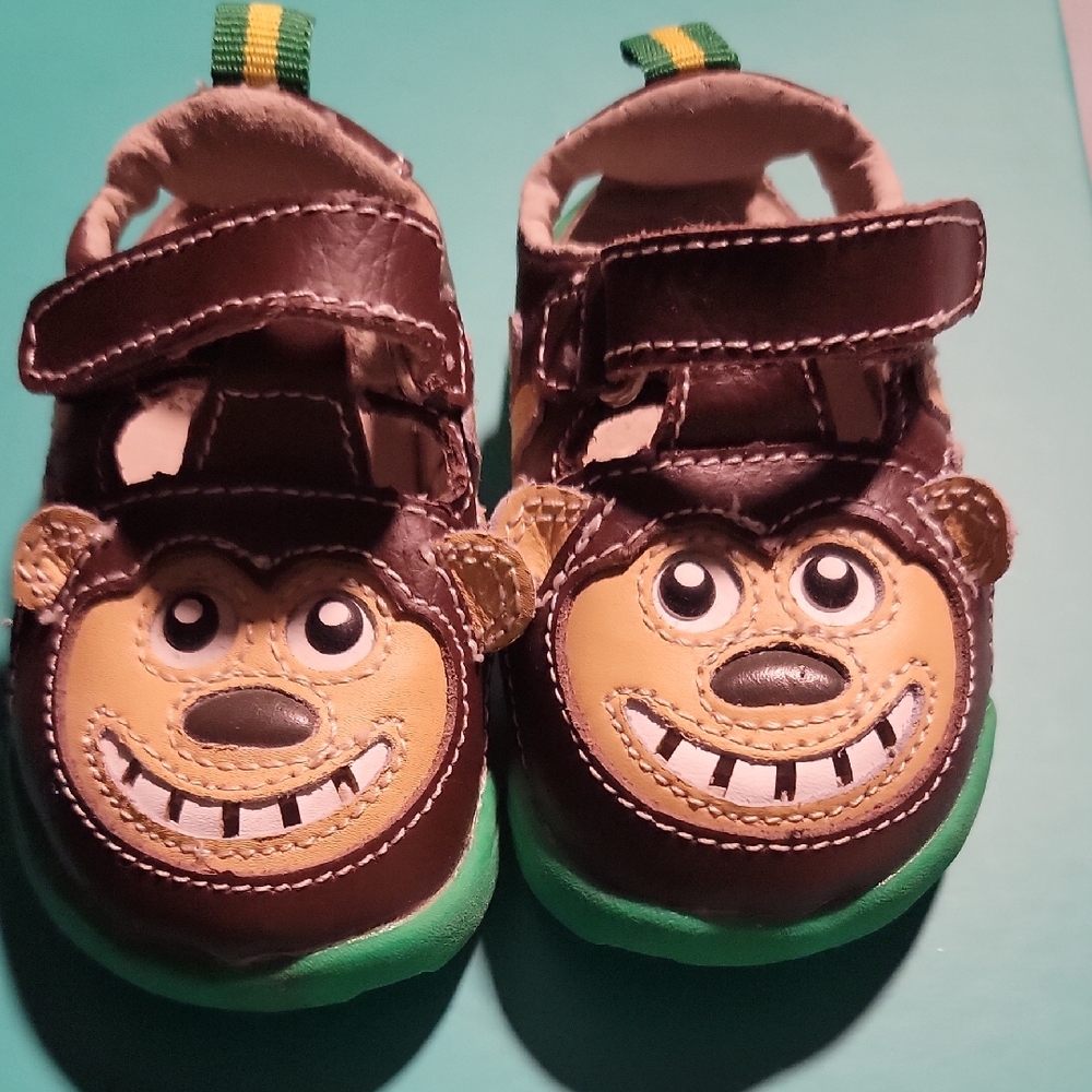 Brown Monkey Face Kids Sandals